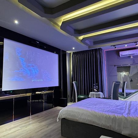 M&H Cinema Ξενοδοχείο Πόλη Χο Τσι Μινχ Εξωτερικό φωτογραφία
